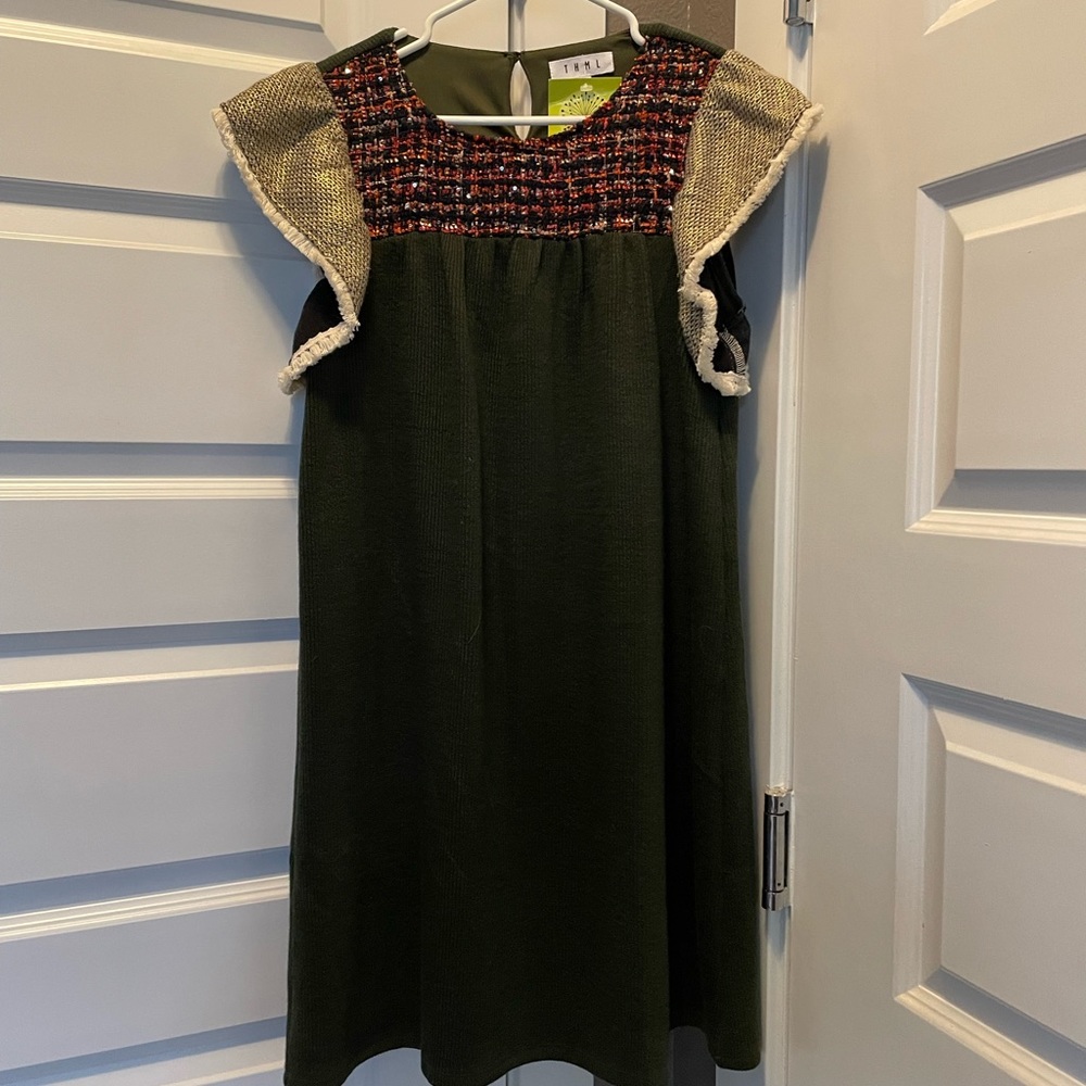This is a beautiful brand new THML dress!! Never worn!